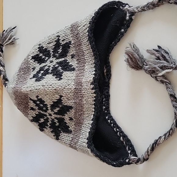 COPY - Merino Wool Sherpa Hat - Picture 8 of 15